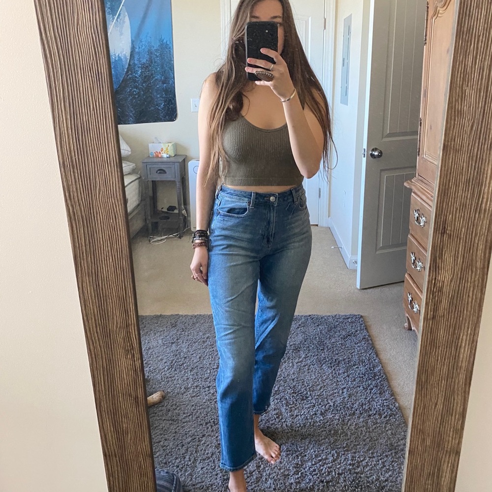 AE Stretch Mom Jean